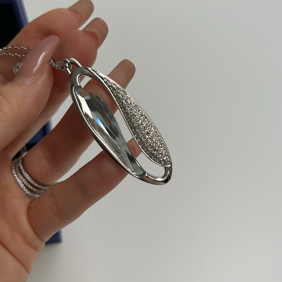 Swarovski crystal necklace silver pendant - Picture 6 of 10